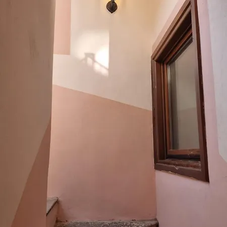 Le Chateau Rose' Ferienhaus Vignone